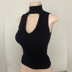 Express Sleeveless Ribbed Top neck cutout Sz Sm‎